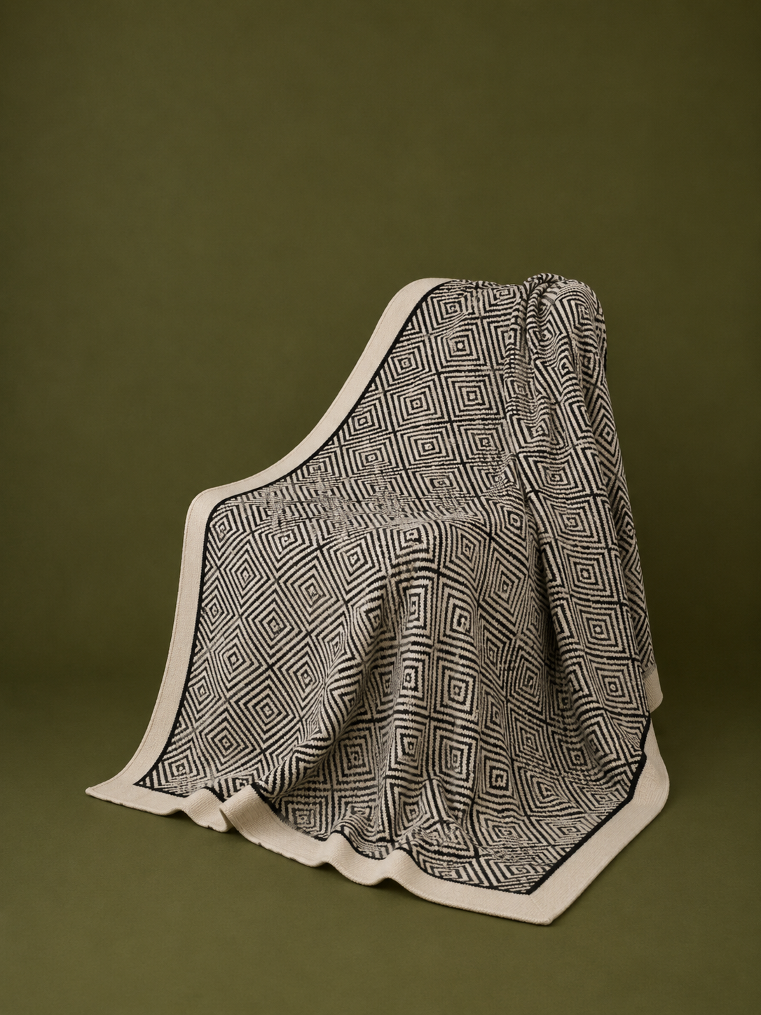 Geometric Pattern Throw