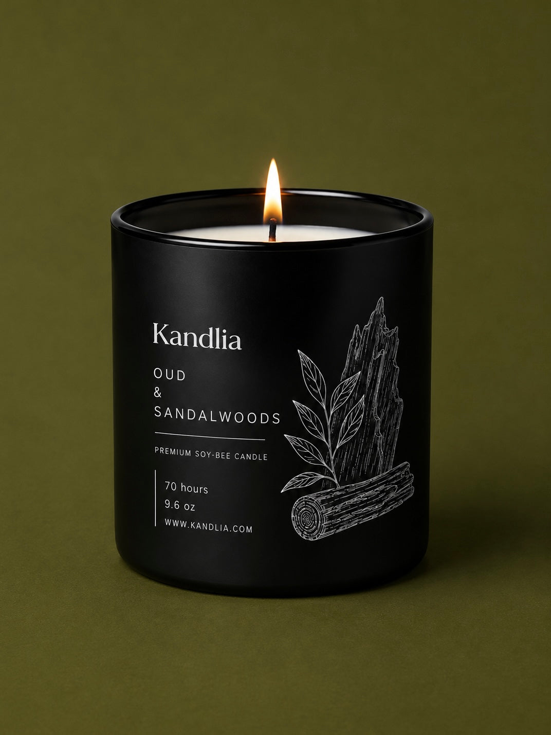 Oud & Sandalwood Scented Candle